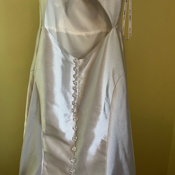 Madison James wedding Dress Mj565 Style - Picture 5 of 7